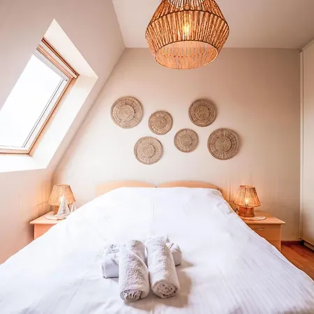 Irena 302 By Interhome Apartmán *